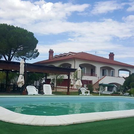 B. & B. Villa Giada Джиноза-Марина Экстерьер фото