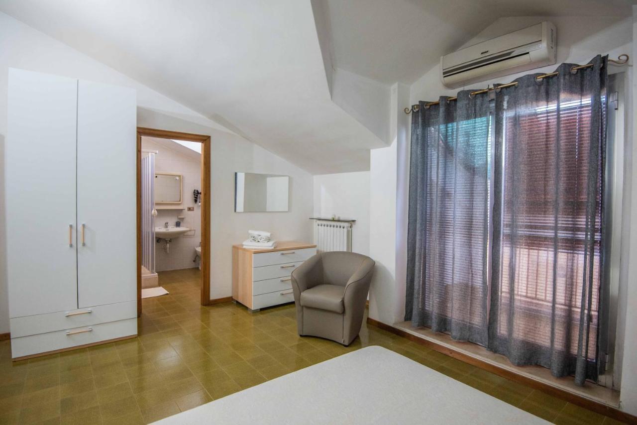 B. & B. Villa Giada Джиноза-Марина Экстерьер фото
