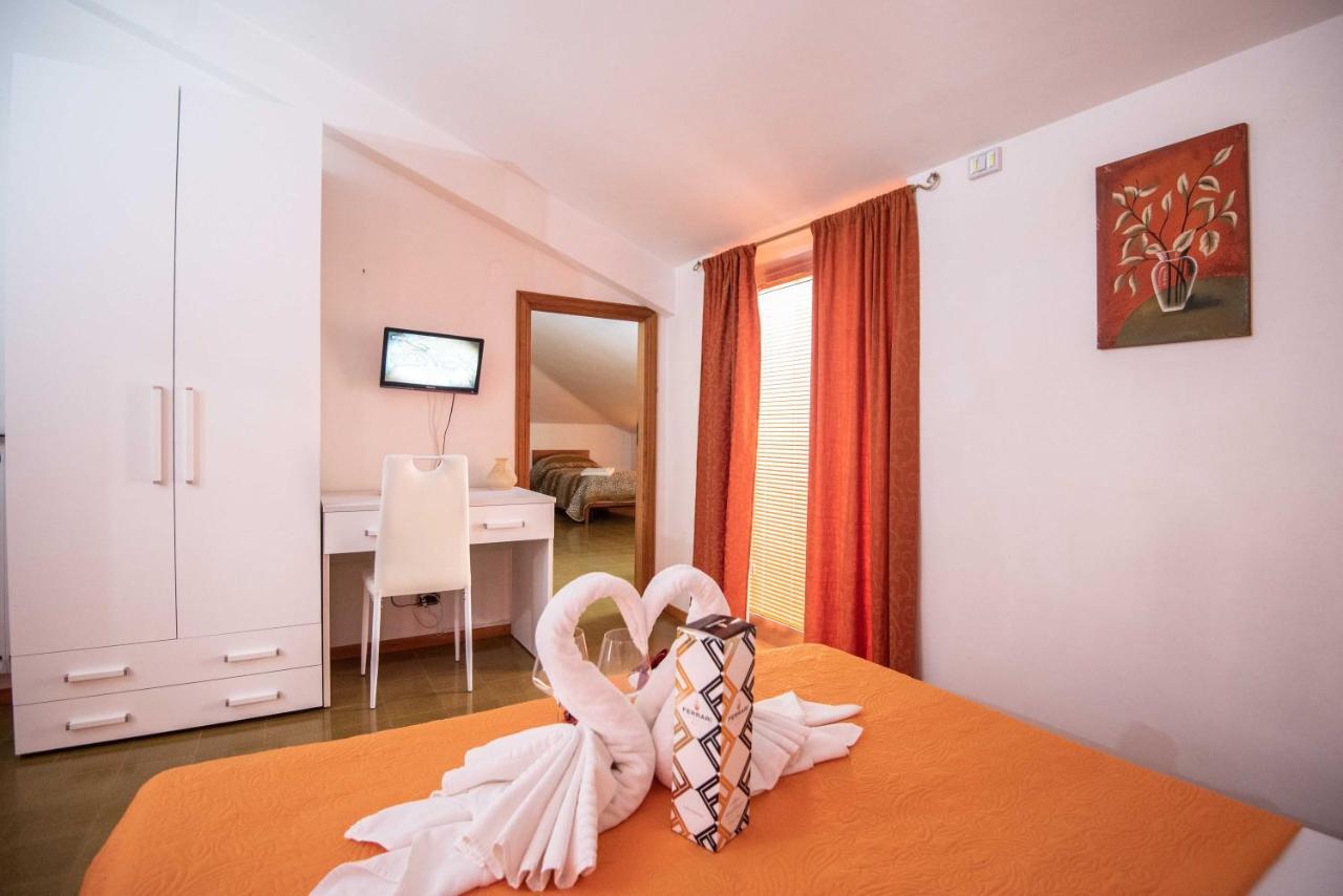 B. & B. Villa Giada Джиноза-Марина Экстерьер фото